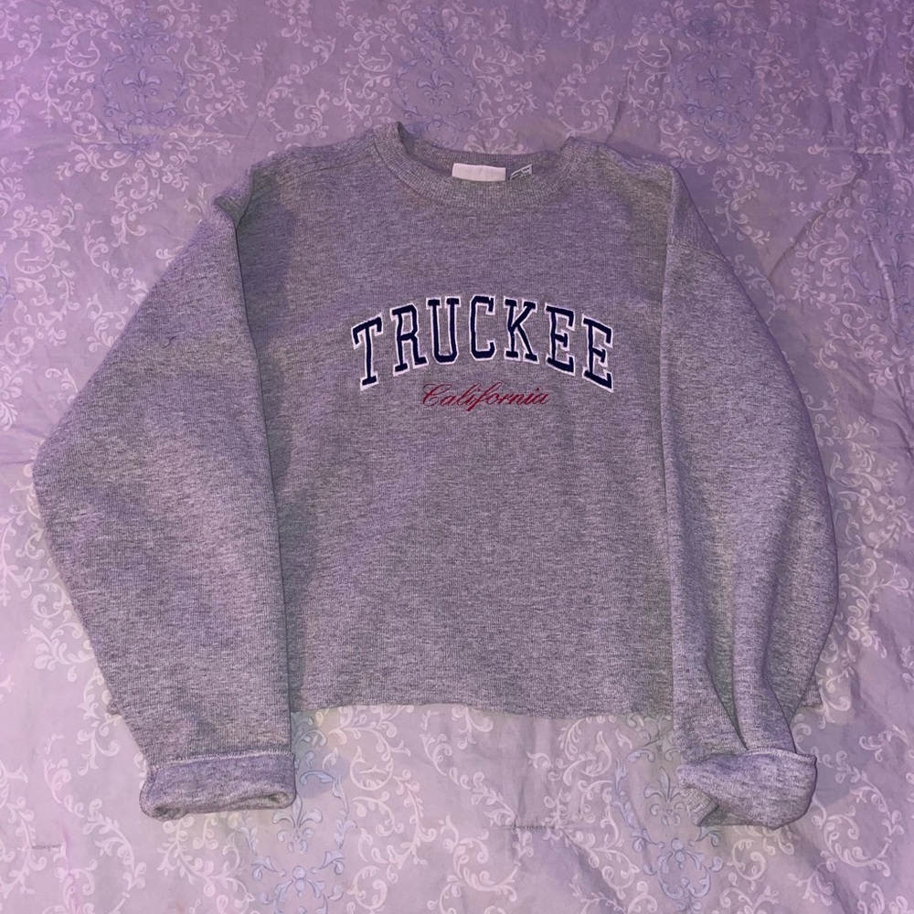 gray “truckie” cropped crew neck